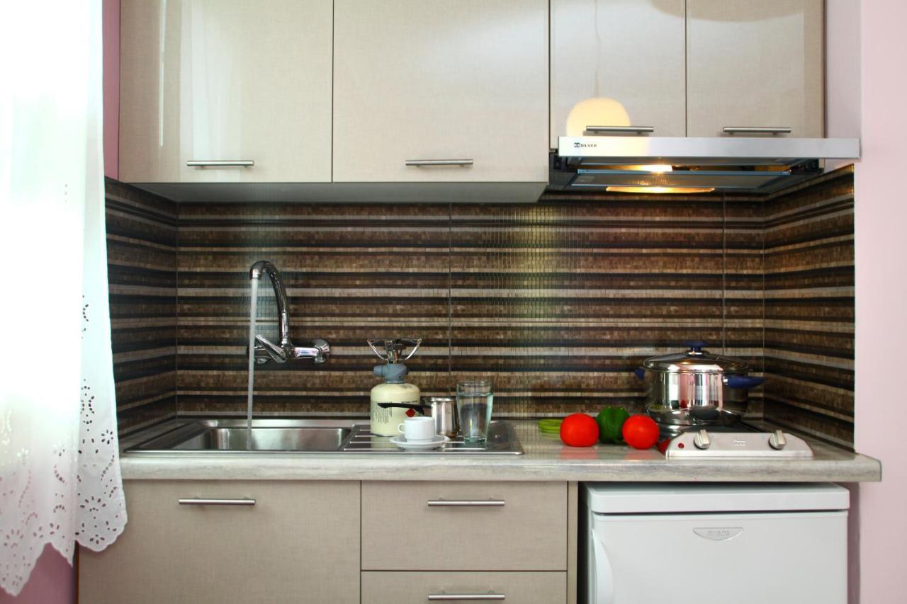 The Filoxenia Apartments, Nikiana Luaran gambar